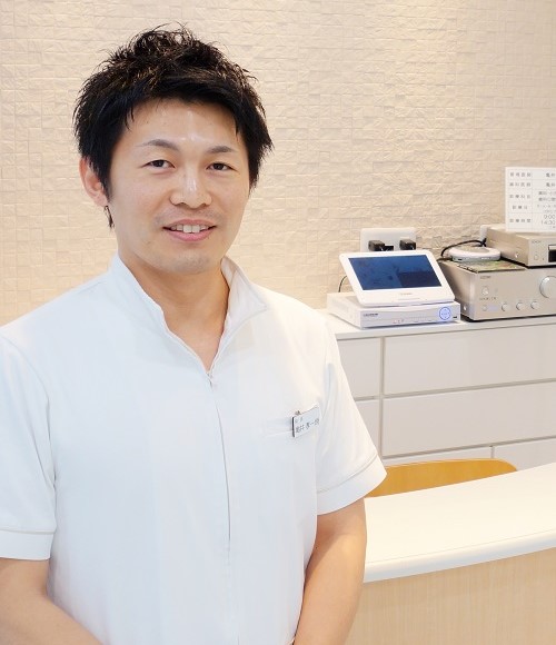 院長 亀井 孝一朗